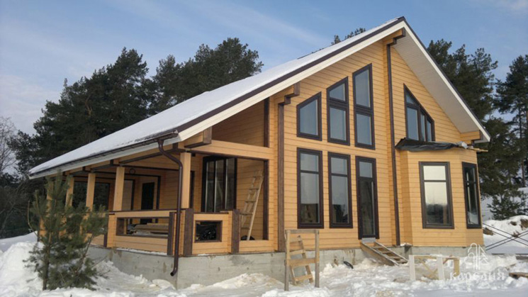 строительство дома из бруса зимой